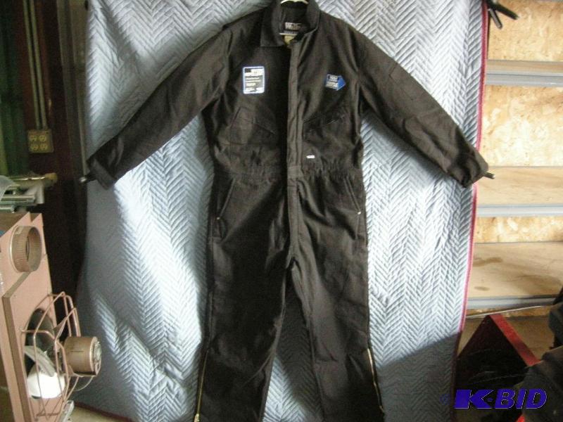 lot 16 image: Walls insulated coveralls