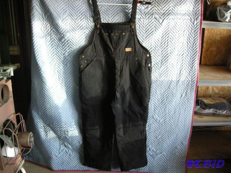 lot 42 image: Guide Gear Bib Overalls