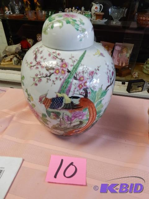 lot 10 image: Asian Theme Urn with cover.