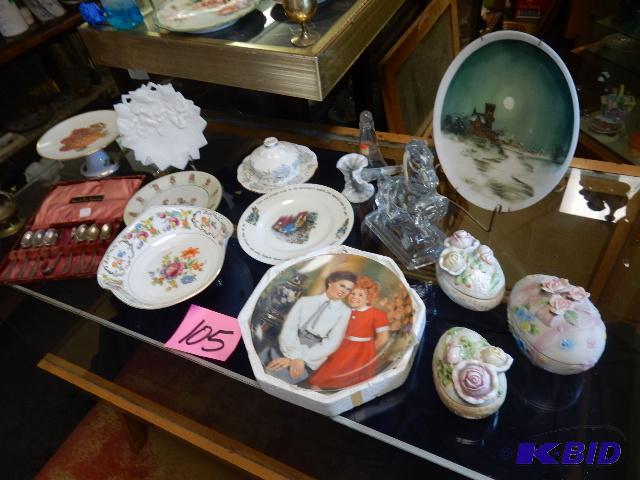 lot 105 image: Misc. items as pictured