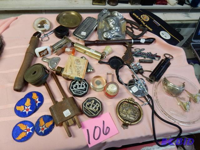 lot 106 image: WOW.. What a collection of Vintage assesories