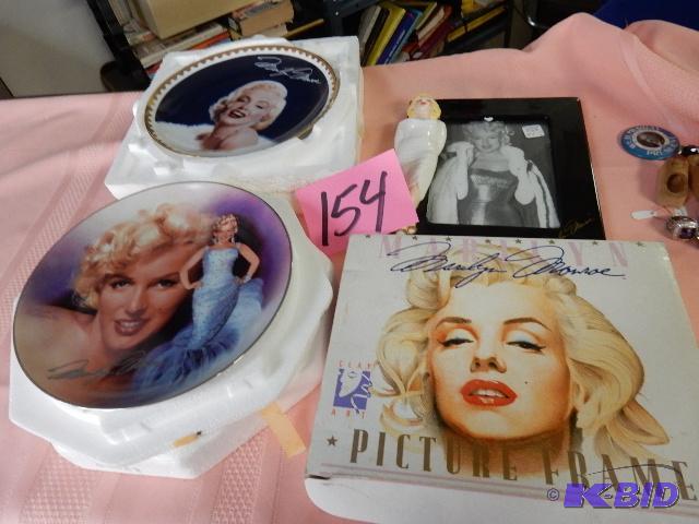 lot 154 image: Mariliyn Monroe Plates and Picture Frame