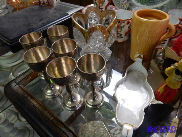 lot 156 image: Misc. Glassware and Collectibles