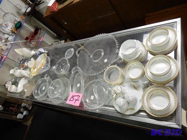 lot 157 image: Haviland Limoges, Custard dishes, Beaded edged serving dishes and other