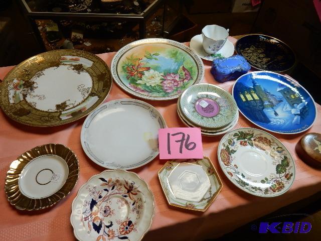 lot 176 image: NIPPON Collector plate.. GOLD LEAF. WOW  Other plates and boxes