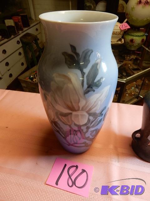 lot 180 image: Royal Copenhagen Vase