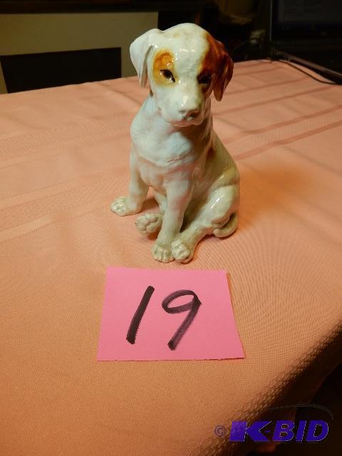 lot 19 image: Austrian China DOG