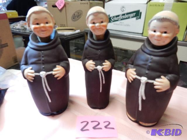 lot 222 image: W Goebel, 3 Monks Decanters