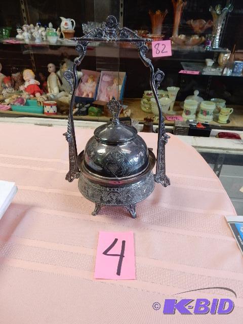 lot 4 image: Silver Plate Butter Dish, with knife