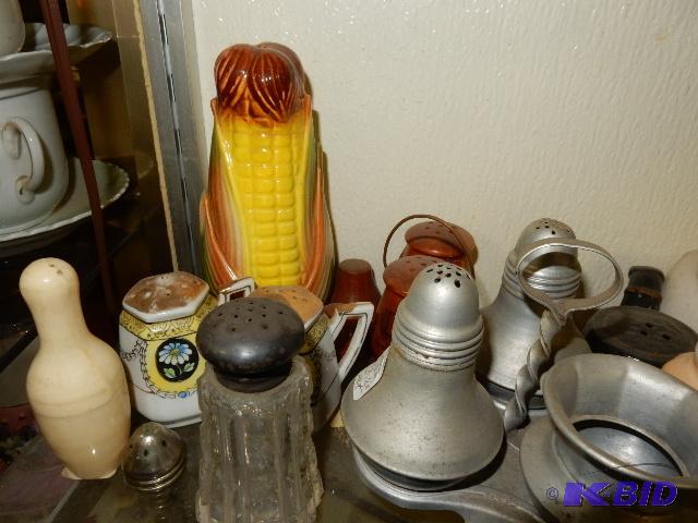 lot 40 image: Salt and Pepper Shakers