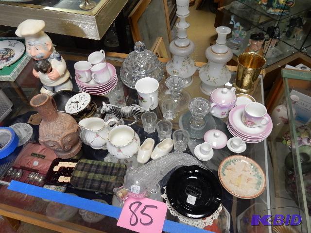lot 85 image: Misc. Glass items as pictured.