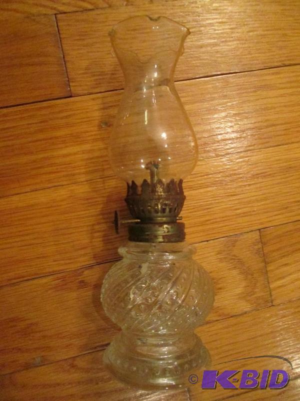 Small glass oil lamp  Enesco, Japan...