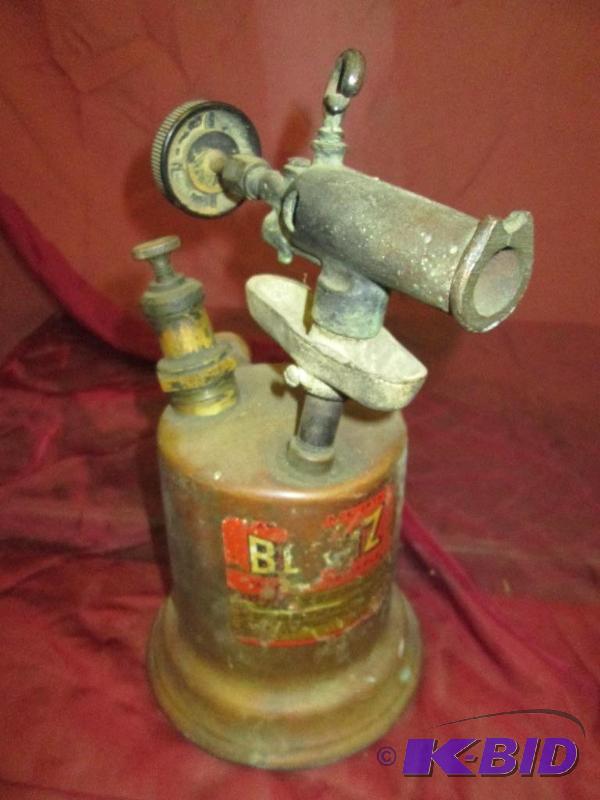 Bernz vintage pump...