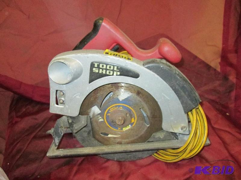 Tool Shop circular saw...