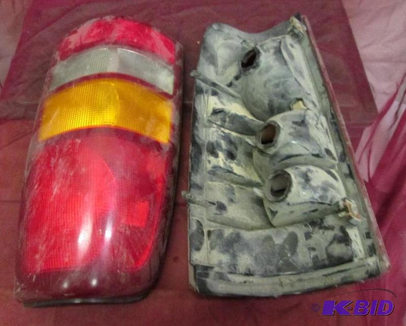 99  05 Chevy pickup tailights...