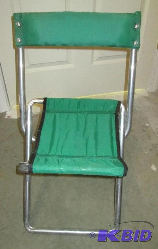 Folding metal frame camp chair...
