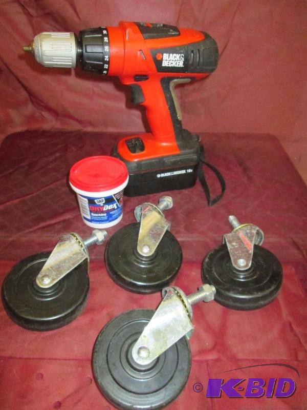 Black &amp Decker cordless drill with 18 V b...