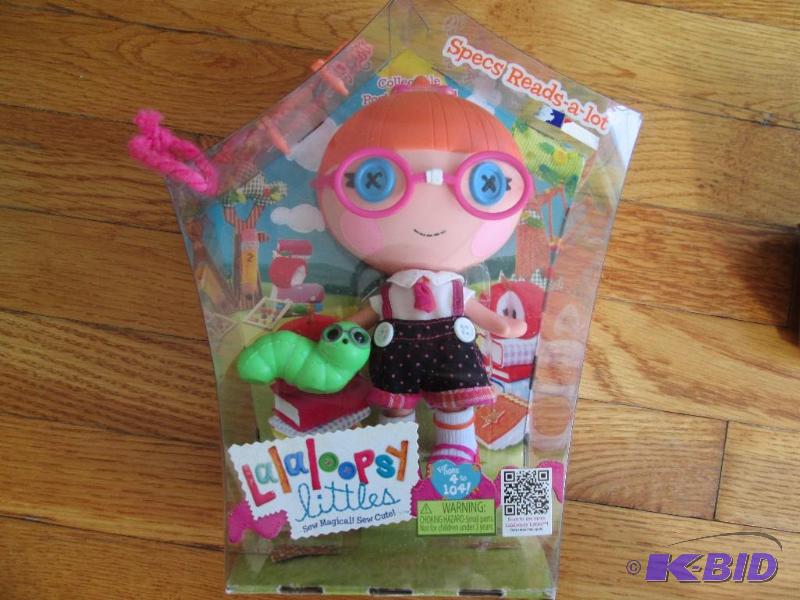 lot 48 image: Lalaloopsy littles Specs Read-a-Lot...
