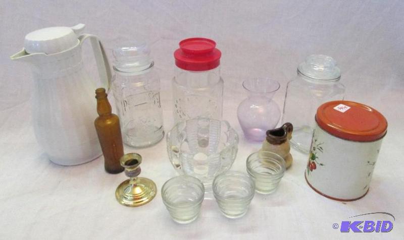 mixed lot of kitchen accessories, jars, tins,...