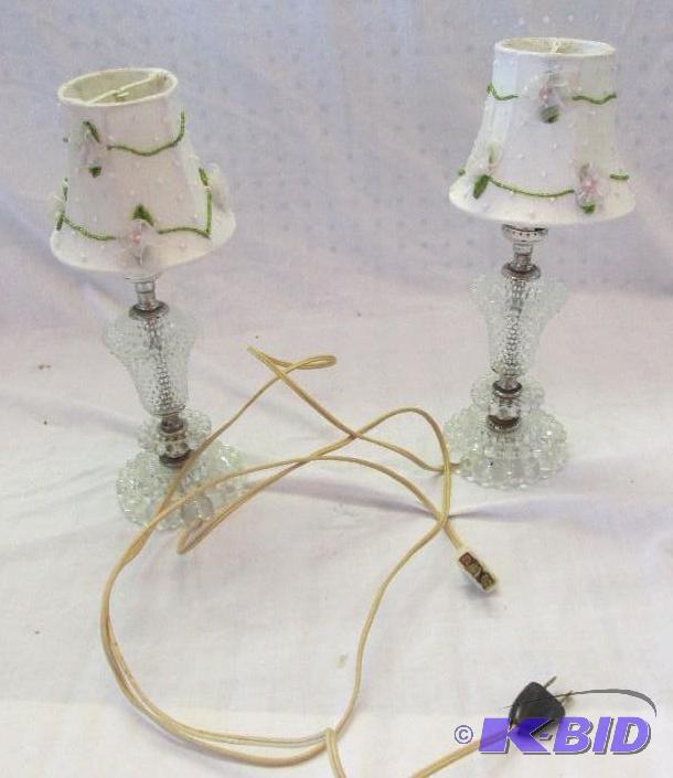 set of 2 glass base lamps with cream beaded f...
