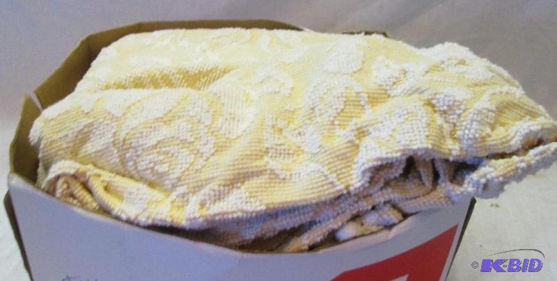cream and yellow blanket...