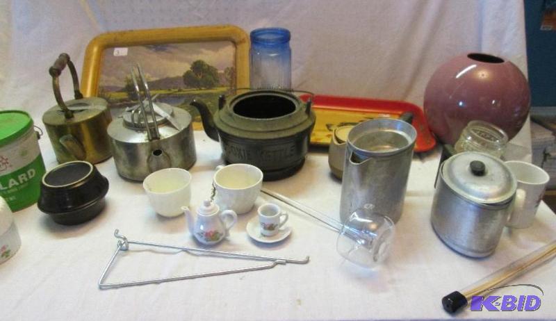 mixed lot of vintage kitchen supplies and dis...