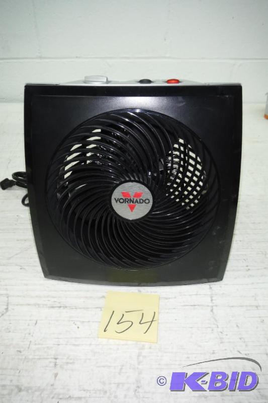 lot 154 image: Vornado PVH Whole Room Panel Vortex Heater