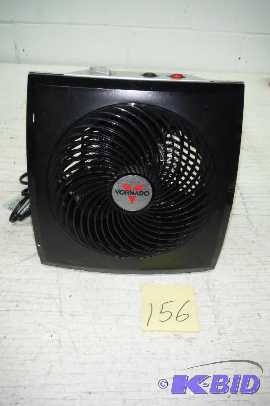 lot 156 image: Vornado PVH Whole Room Panel Vortex Heater