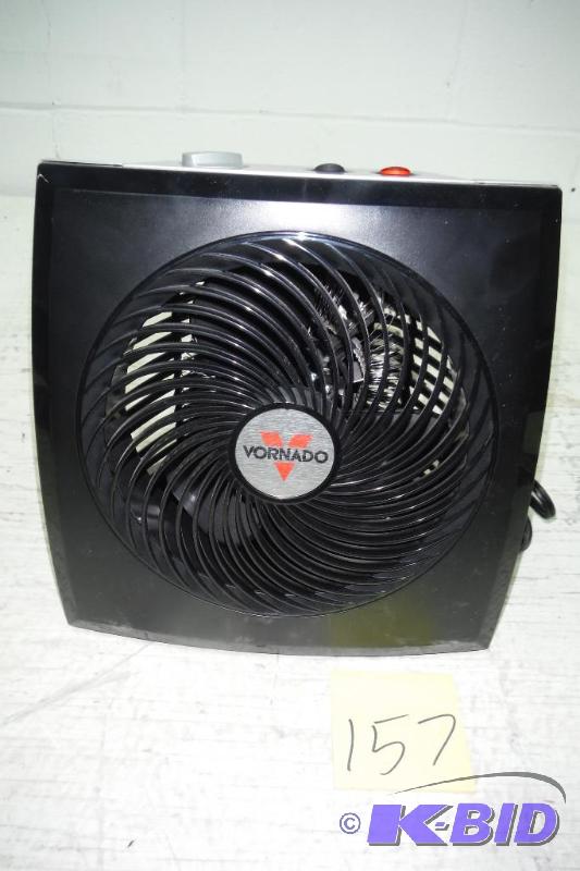 lot 157 image: Vornado PVH Whole Room Panel Vortex Heater