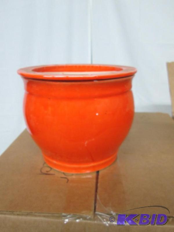 lot 2 image: Pallet of 5 Self Watering Glazed Planters