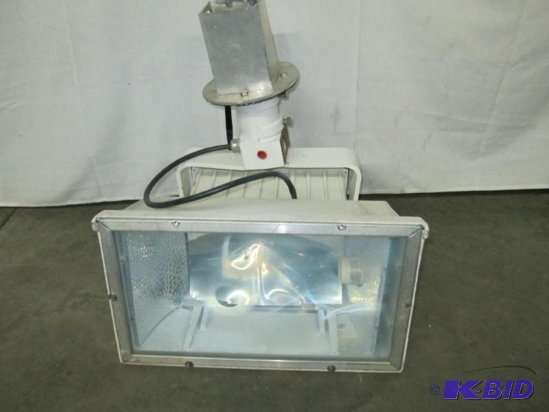 lot 33 image: Industrial Light Fixture
