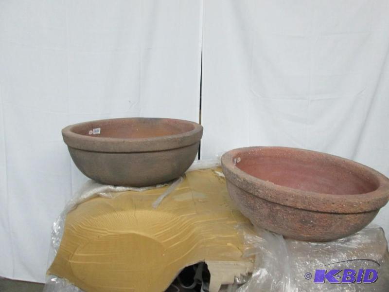 lot 4 image: Pallet of 12 Sets of Ironstone Sandblasted Rim Bowls