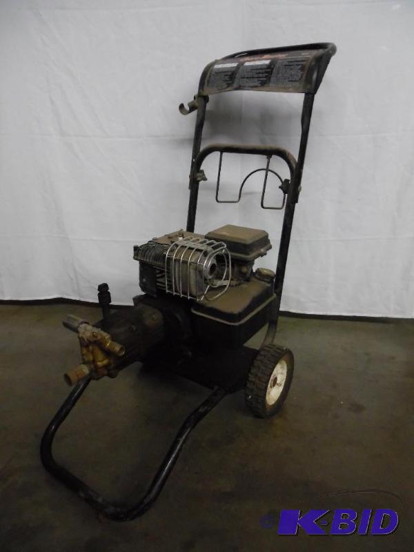 lot 45 image: Chore Master Pressure Washer