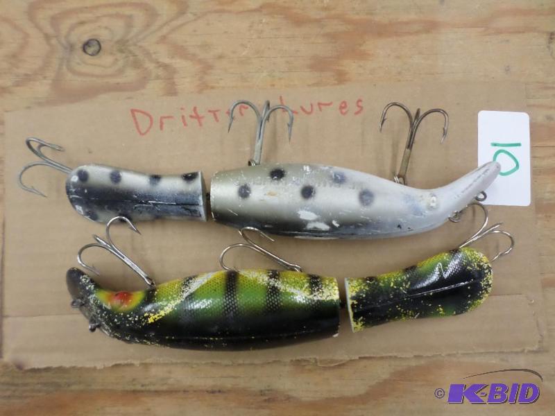 (2) Drifter Muskie Lures...
