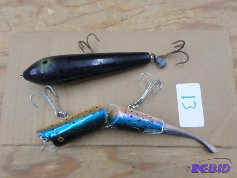(2) Muskie Lures...