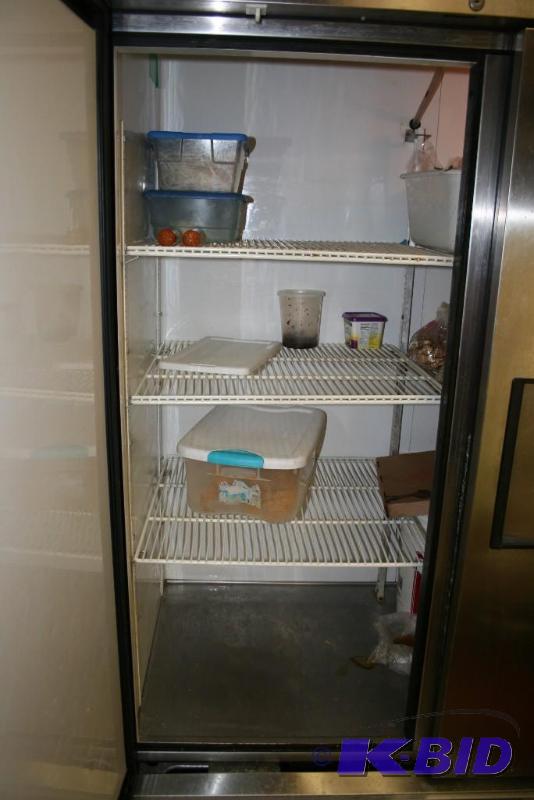 lot 11 image: Glass Door Refrigerator