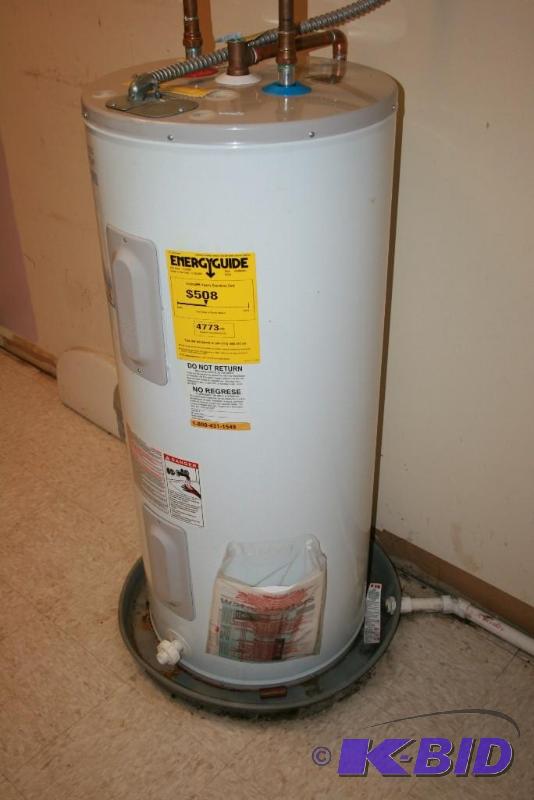 lot 2 image: GE Water Heater- 40 Gallon