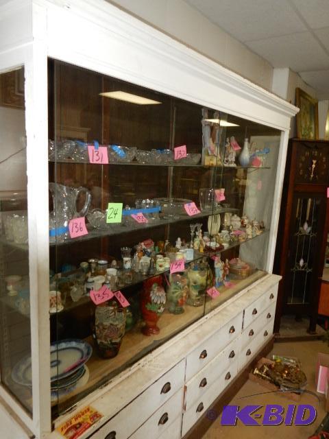 LARGE WALL UNIT DISPLAY