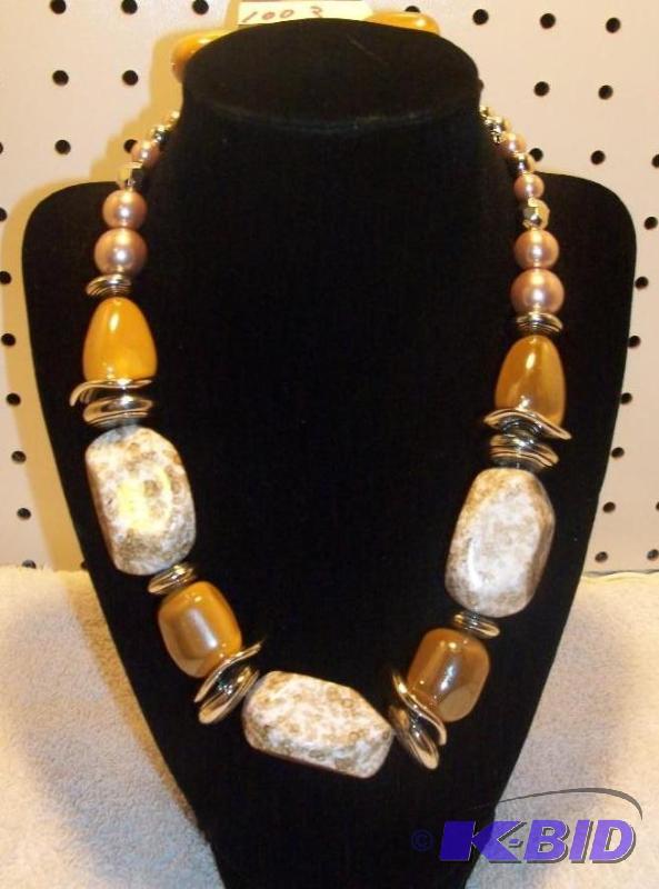 Chunky  faux Rock Necklace with Earrings.
