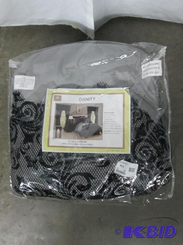 Danity 30 pc King Comforter Super Set