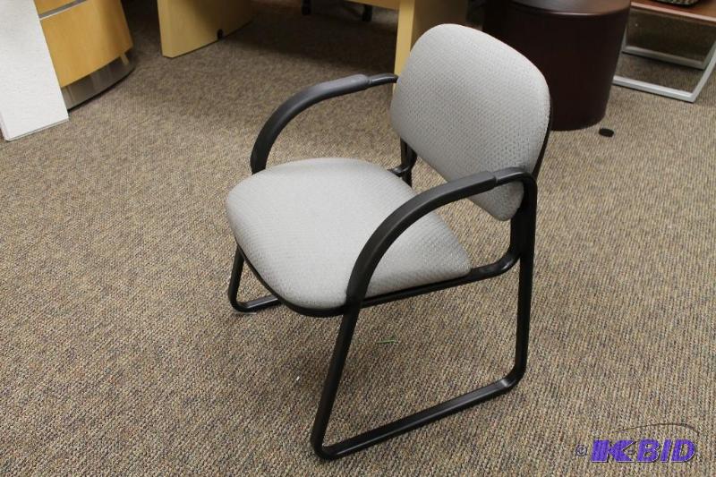 Office Chair Grey Cloth And Black Metal Frame...