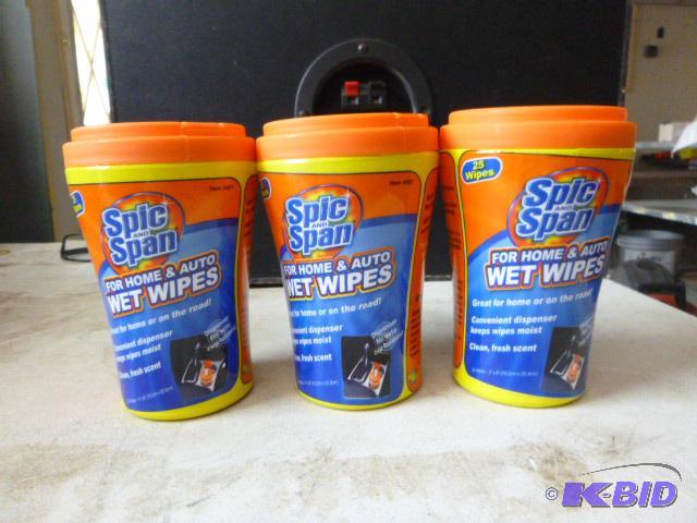 Three Containers of Spic and Span Wet Wipes F...