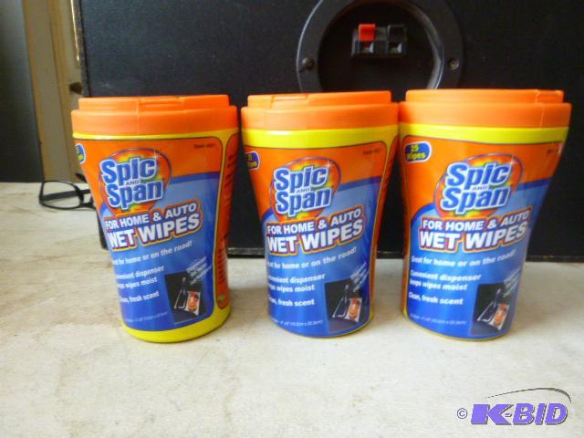Three Containers of Spic and Span Wet Wipes F...