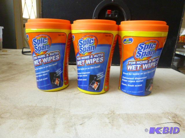 Three Containers of Spic and Span Wet Wipes F...