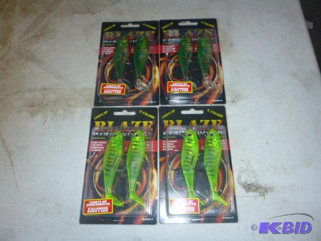 Four Packs of Blaze Pyroswimmer Lights up und...