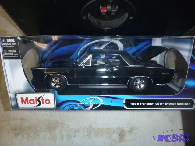 1965 Pontiac GTO Hurst Edition Maisto metal d...