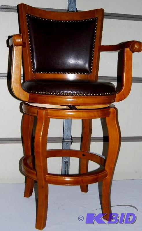 Castle Creek Big Mans Barstool, 29 seat he...