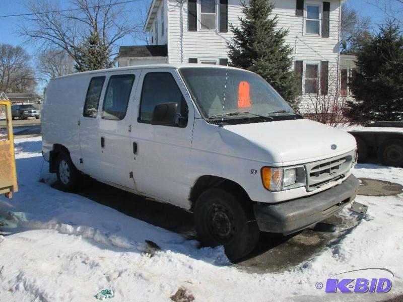 Year 2000 Make Ford Model Econoline Vehicl...