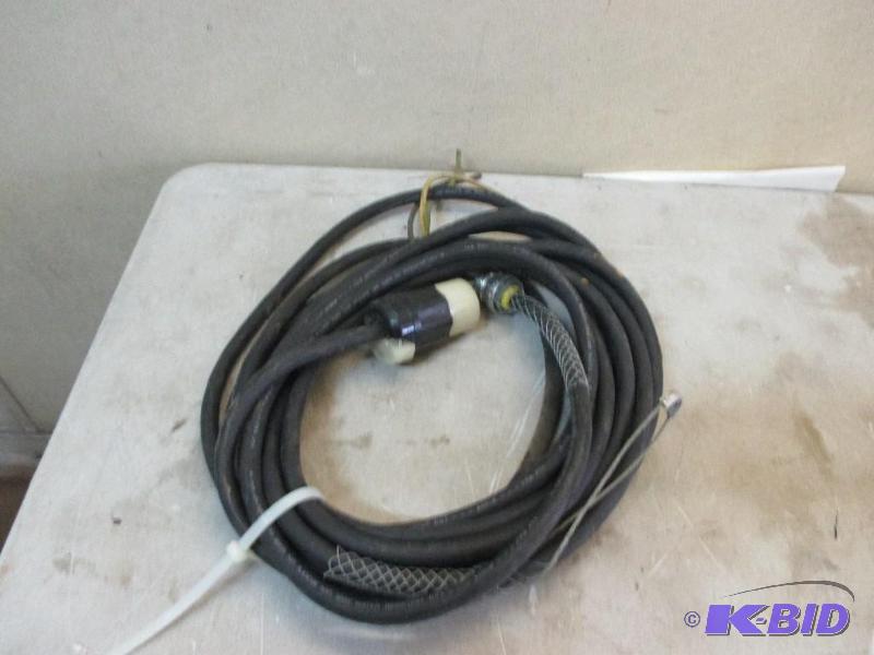 Electrical drop cord, heavy duty, 12 ga, 3 wi...