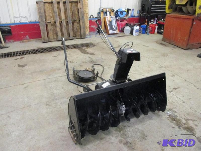 Craftsman tractor snowblower, complete with t...